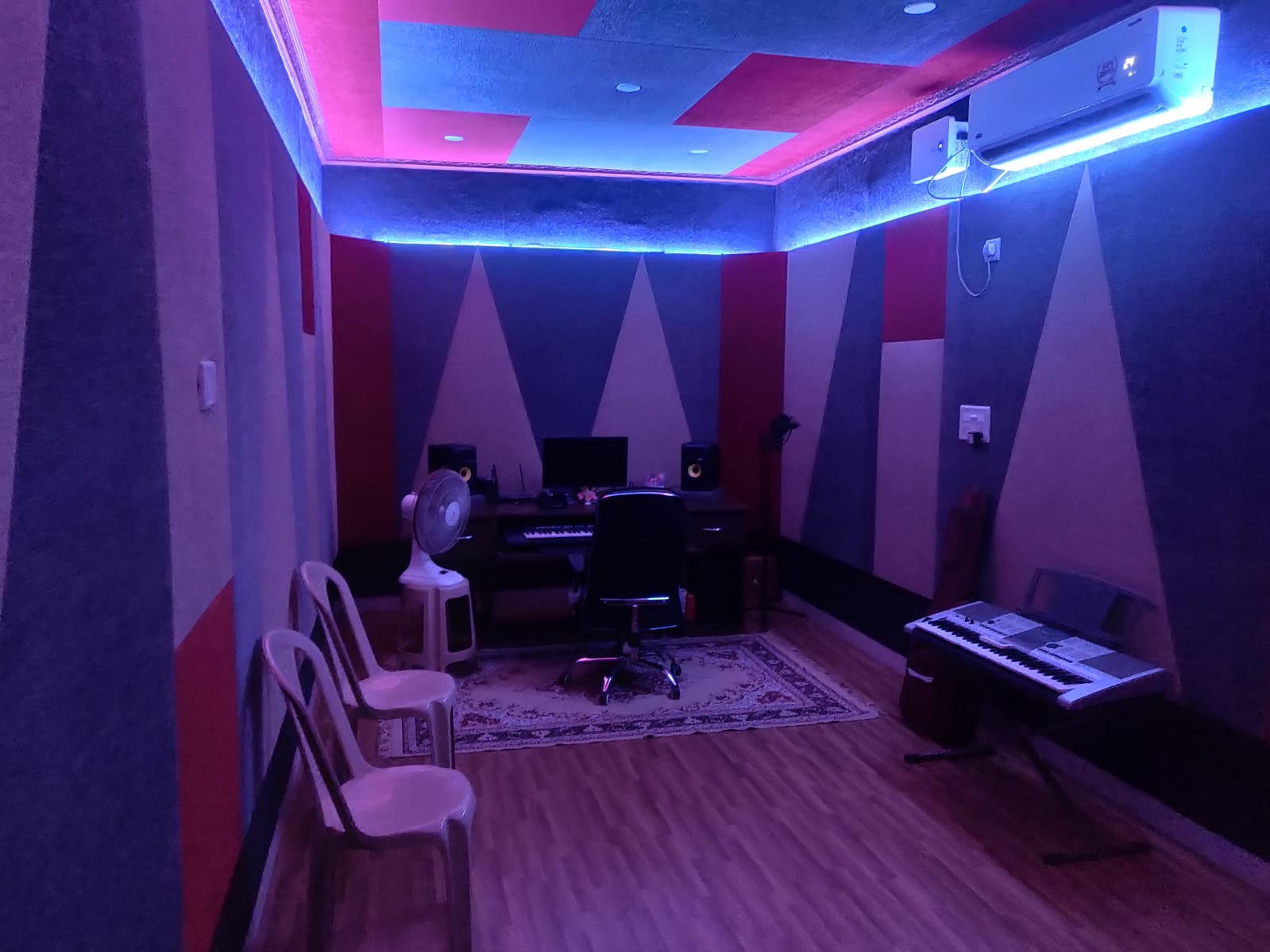 Core Edition panels in home studio